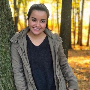 Meet your Posher, Karla